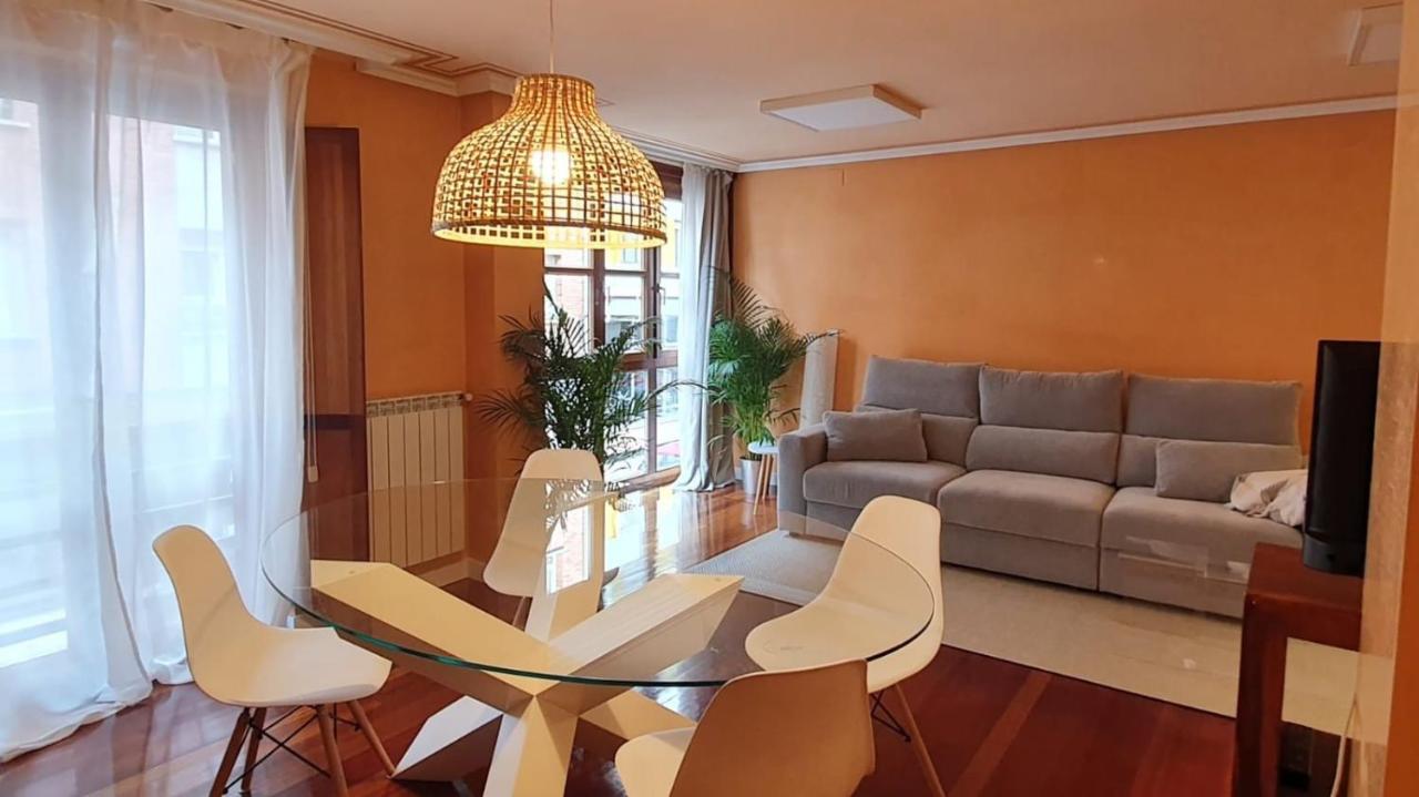 Centrico Apto Cangas De Onis, Cerca Puente Romano Apartment Bagian luar foto