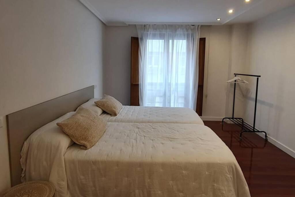 Centrico Apto Cangas De Onis, Cerca Puente Romano Apartment Bagian luar foto